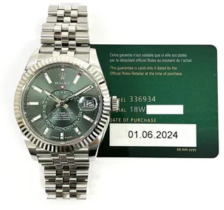 Rolex Sky-Dweller 336934 42mm Gold/Steel Green