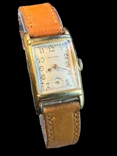 Waltham Watch Company Gents Dress Watch 14K Gold Filled