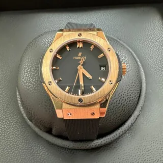 Hublot Classic Fusion 582.OX.1180.RX 33mm Rose gold Black