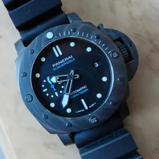 Panerai Submersible PAM 01231 42mm Carbon fiber Black