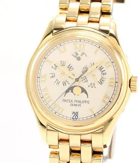 Patek Philippe Annual Calendar 5036/1J-001 Yellow gold White