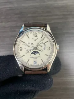 Patek Philippe Annual Calendar 5146G White gold