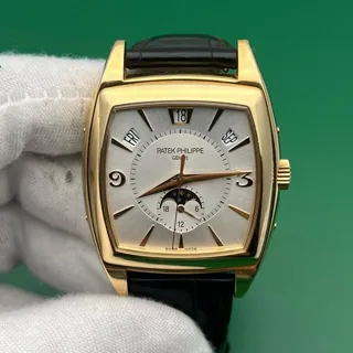 Patek Philippe Gondolo 5135J 38mm Yellow gold Silver