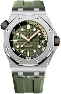 Audemars Piguet Royal Oak Offshore Diver 15720ST.OO.A052CA.01 42mm Stainless steel Green