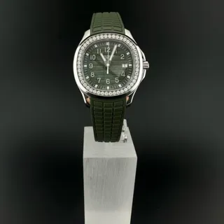 Patek Philippe Aquanaut 5267/200A-011 39mm Stainless steel Green