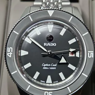 Rado Captain Cook R32105103 42mm Ceramic and Stainless steel Gray