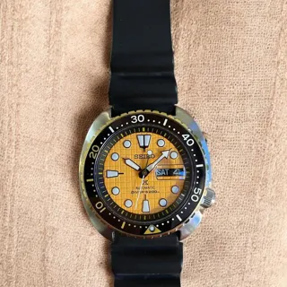 Seiko Prospex SRPH38K1 Steel Yellow