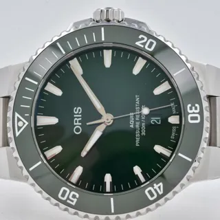 Oris Aquis 01 733 7789 4157-07 8 23 04PEB 43mm Stainless steel Green