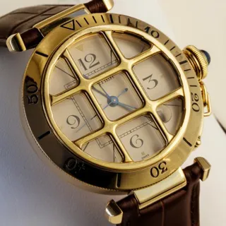 Cartier Pasha 1021 38mm Yellow gold White