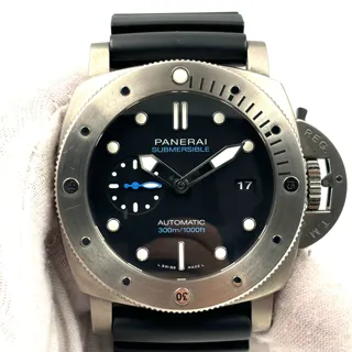 Panerai Submersible PAM 01305 47mm Stainless steel Black