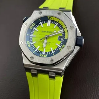 Audemars Piguet Royal Oak Offshore Diver 15710ST.OO.A038CA.01 42mm Stainless steel Green