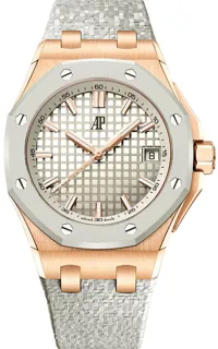 Audemars Piguet Royal Oak 77605OK Rose gold Ivory