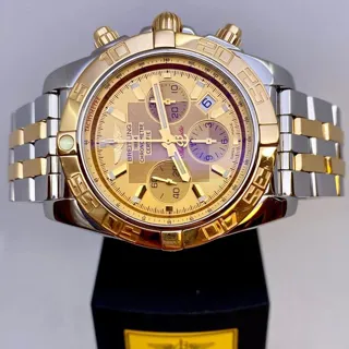 Breitling Chronomat 44 CB011012/H548 44mm Gold/Steel Gold