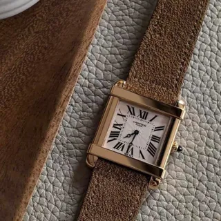 Cartier Tank W1542451 37mm Rose gold