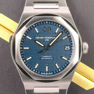 Girard-Perregaux Laureato 81010-11-431-11A 42mm Stainless steel Blue