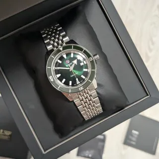 Rado Captain Cook R32505313 42mm Ceramic and Stainless steel Green