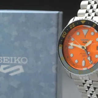 Seiko 5 Sports 4R34-00A0 43mm Steel Orange