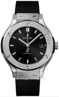 Hublot Classic Fusion 45, 42, 38, 33  565.NX.1470.RX 38mm brushed/polished titanium Black