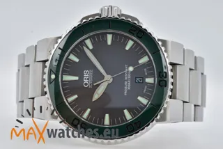 Oris Aquis 01 733 7653 4157-07 8 26 01PEB 43.5mm Stainless steel Gray