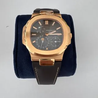 Patek Philippe Nautilus 5712R-001 ( MOON ) 40mm Rose gold Brown