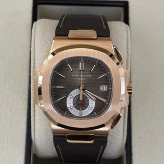 Patek Philippe Nautilus 5980R-001 40.5mm Rose gold Brown