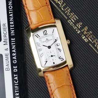 Baume & Mercier Hampton MV045224 26mm Yellow gold White