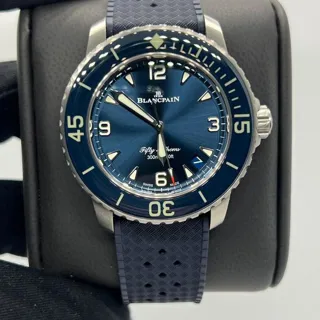 Blancpain Fifty Fathoms 5010-12B40-O52A 42.5mm Titanium Blue