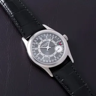 Patek Philippe Calatrava 6000G-010 White gold black