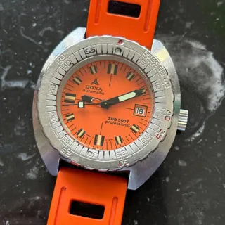 Doxa Sub SUB 300T 42.5mm Stainless steel Orange