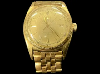 Rolex Oyster 18k yellow gold