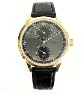 Patek Philippe Annual Calendar Regulator 5235/50R-001 40.5mm Rose gold Black