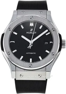 Hublot Classic Fusion 45, 42, 38, 33  542.NX.1171.RX brushed/polished titanium Black