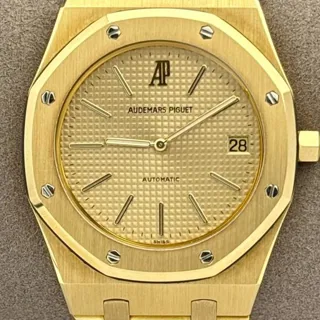 Audemars Piguet Royal Oak Jumbo 5402 BA 39mm Yellow gold Golden