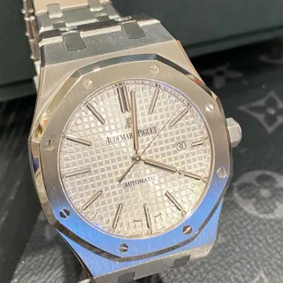 Audemars Piguet Royal Oak Selfwinding 15400ST.OO.1220ST.02 ( OAK  ) 41mm Stainless steel Silver