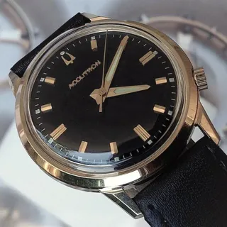 Bulova Accutron N6 35mm Yellow gold Black