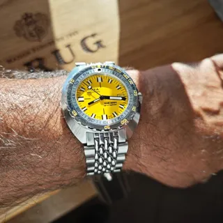 Doxa SUB 300 840.10.361.10 42.5mm Stainless steel Yellow