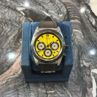 Tudor Fastrider Chrono M42010N-0007 42mm Stainless steel Yellow