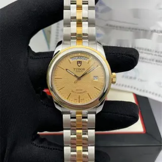 Tudor Glamour Date-Day 56003 39mm 18k yellow gold