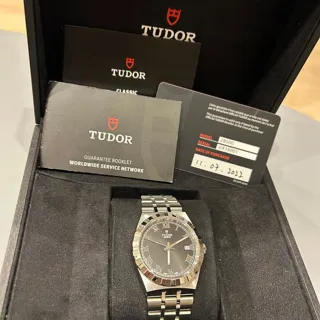 Tudor Royal 28500 38mm Stainless steel Black