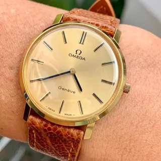 Omega Genève 111.0108 34mm Yellow gold Golden