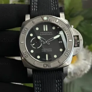 Panerai Submersible PAM 00984 47mm Titanium Black