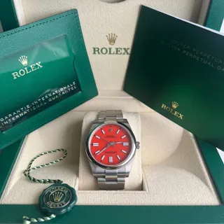 Rolex Oyster Perpetual 41 124300 (RED FACE) 41mm Stainless steel Red