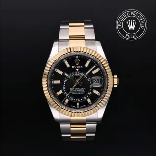 Rolex Sky-Dweller 326933 42mm Oystersteel$Yellow Gold Black