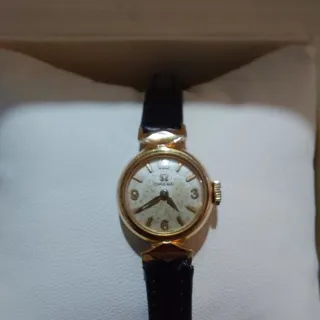 Omega Classic 17mm 18k yellow gold