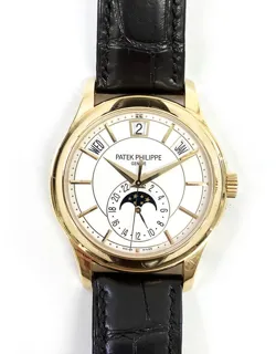 Patek Philippe Annual Calendar 5205R-001 Rose gold White