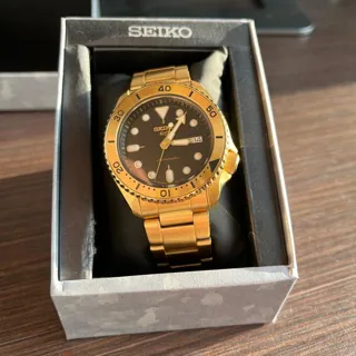 Seiko 5 Sports SRPK18 42mm Yellow gold and Stainless steel Black