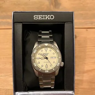 Seiko 5 Sports SRPK31K1 38mm Stainless steel Champagne