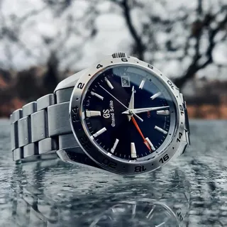 Grand Seiko Sport Collection SBGN005 | Stainless steel