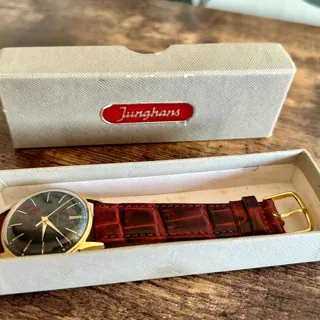 Junghans 33mm Yellow gold Black