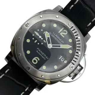 Panerai Submersible PAM01024 44mm Stainless steel Black